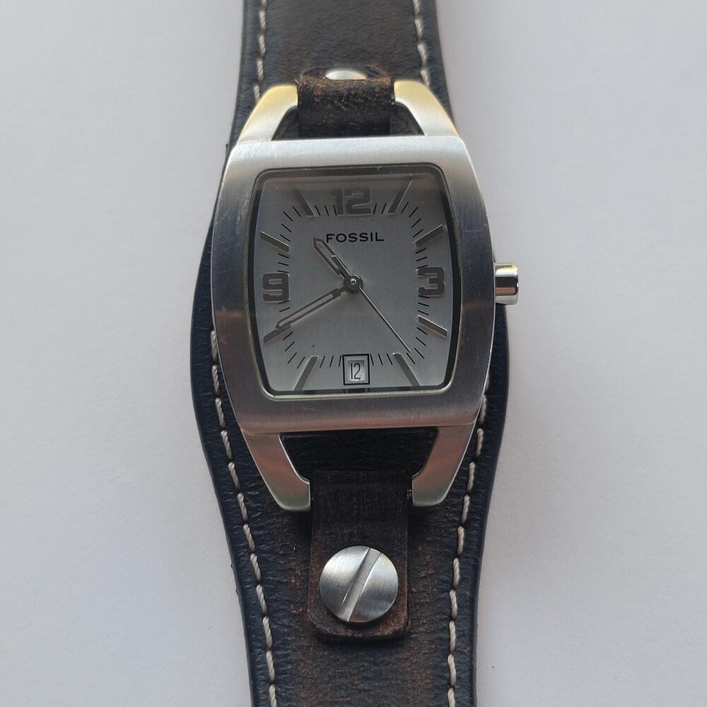 Fossil Mens Watch Silver Dial Silver Tone Stainless Brown Leather Bund Date
